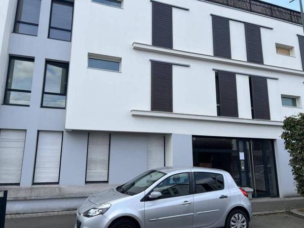 Appartement 2 pièces                                        - 44100 Nantes Réf : 12304