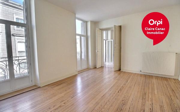 Appartement à louer    4 pièces •  Castres