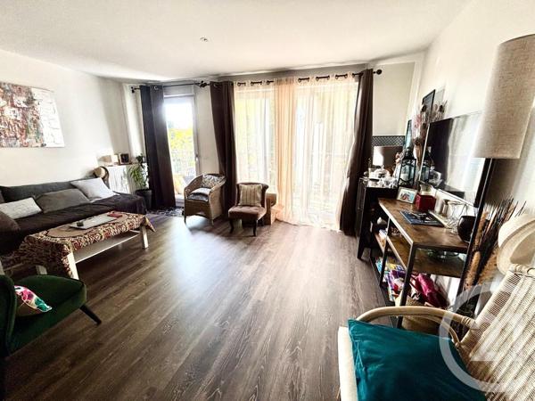 Appartement F4 à vendre  4 pièces - 81 m2 CLAYE SOUILLY - 77