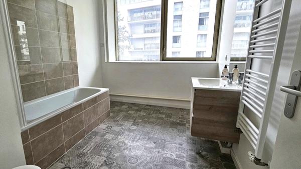 Appartement Bordeaux 2 pièce(s) 45.57 m2