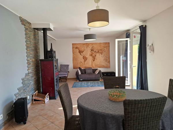 Superbe Villa 4 Chambres avec Vue Montagne et Calme Assuré!