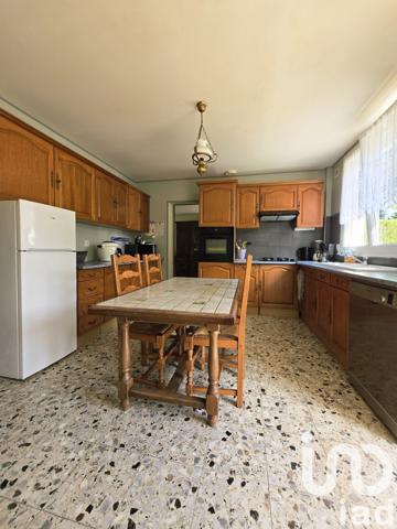 Maison 4 pièces de 79 m² à Cires-lès-Mello (60660)