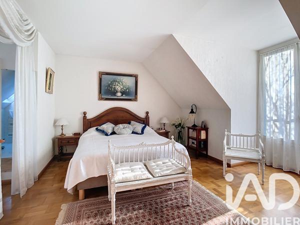 Maison à vendre 7 pièces 133 m² Chevry-Cossigny