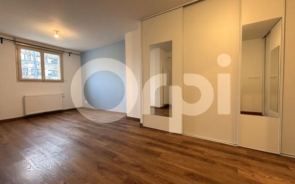 Maison à vendre    6 pièces • 164 m2 Soissons
