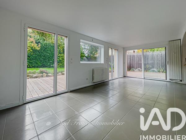 Maison à vendre 8 pièces 264 m² Les Loges-en-Josas