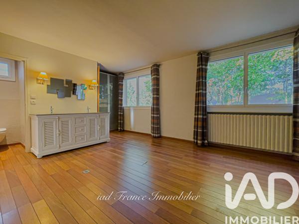 Maison à vendre 8 pièces 264 m² Les Loges-en-Josas