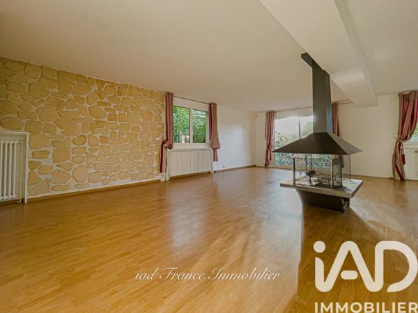 Maison à vendre 8 pièces 264 m² Les Loges-en-Josas