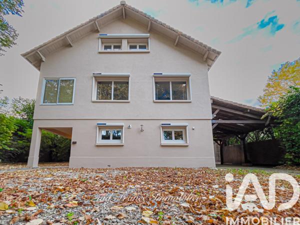 Maison à vendre 8 pièces 264 m² Les Loges-en-Josas