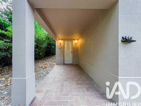 Maison à vendre 8 pièces 264 m² Les Loges-en-Josas