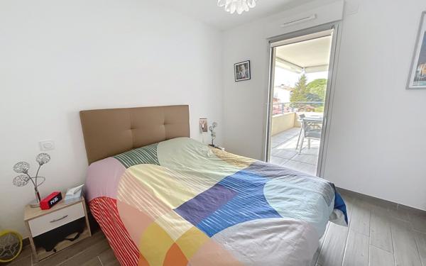 Appartement à vendre    3 pièces • 48 m2 Saint-Raphaël