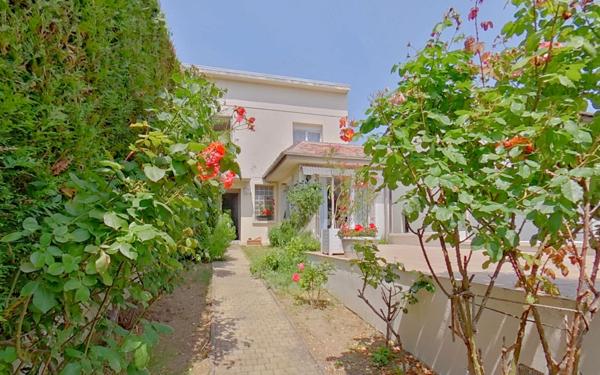 Maison à vendre    5 pièces • 91,88 m2 Montmorency