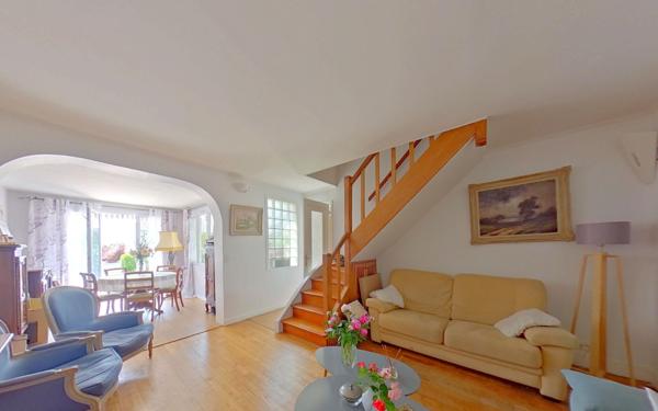 Maison à vendre    5 pièces • 91,88 m2 Montmorency