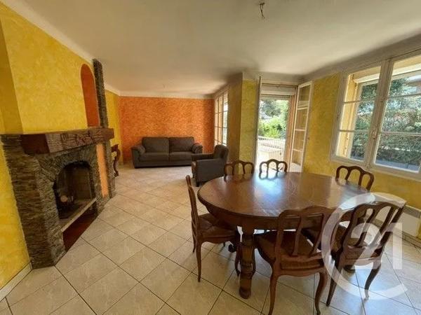 Appartement F5 à vendre  5 pièces - 77,50 m 2   LA SEYNE SUR MER  - 83