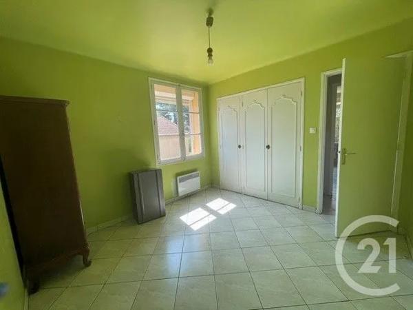 Appartement F5 à vendre  5 pièces - 77,50 m 2   LA SEYNE SUR MER  - 83