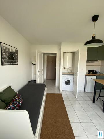 ROUEN GARE - Studio meublé de 21,69 m² avec 1 place de parking