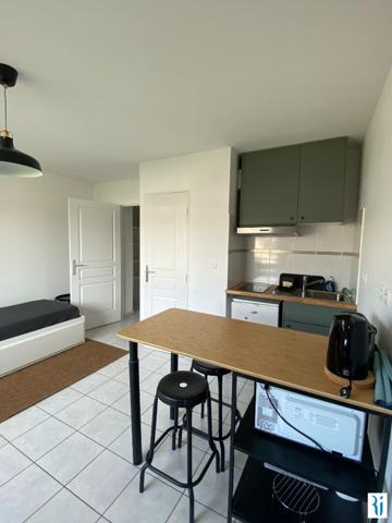 ROUEN GARE - Studio meublé de 21,69 m² avec 1 place de parking