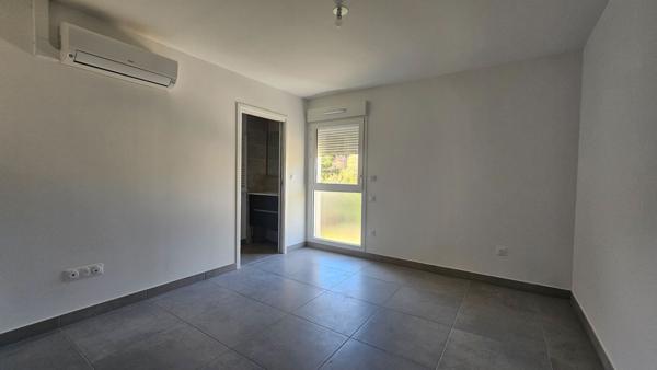 Appartement Nimes 4 pièces 96.70m2