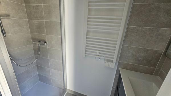Appartement Nimes 4 pièces 96.70m2