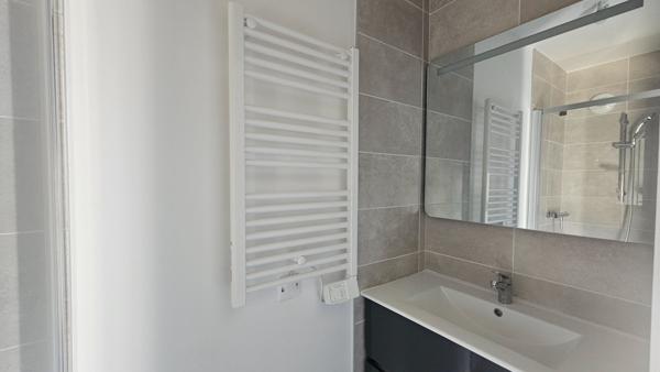 Appartement Nimes 4 pièces 96.70m2