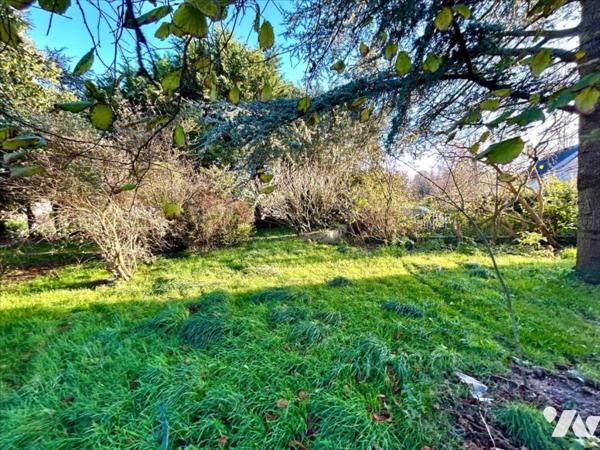 GRAND TERRAIN ZONE UB + MAISON !