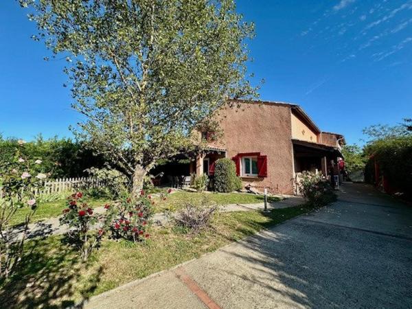 SAINT-LYS - Coup de cœur assuré pour cette belle maison familiale !