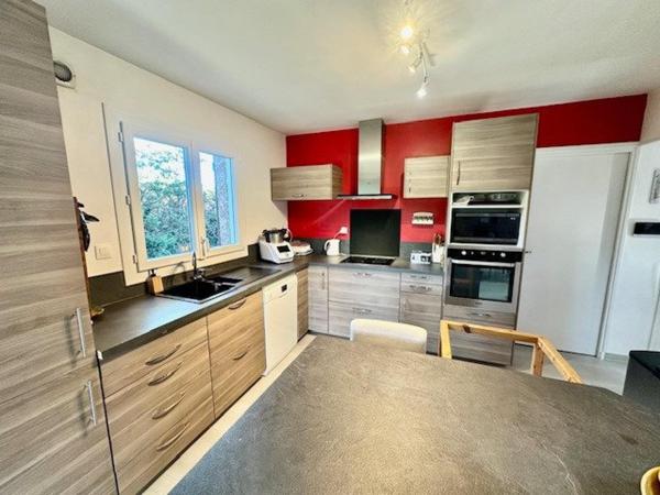 SAINT-LYS - Coup de cœur assuré pour cette belle maison familiale !