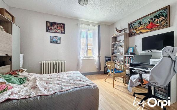 Maison à vendre    6 pièces • 148 m2 Saint-Éloy-les-Mines