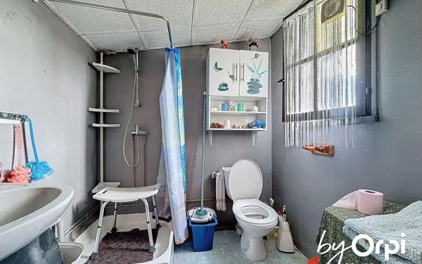 Maison à vendre    6 pièces • 148 m2 Saint-Éloy-les-Mines