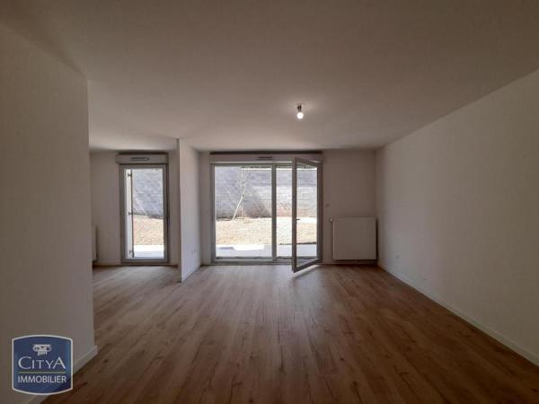 Appartement à louer 4 pièces 81.87m²