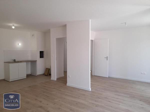 Appartement à louer 4 pièces 81.87m²