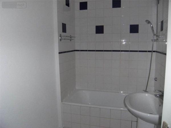 Appartement à louer à Dole dans le Jura (39100), ref : 033/2238