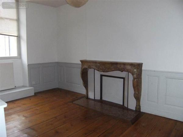 Appartement à louer à Dole dans le Jura (39100), ref : 033/2238