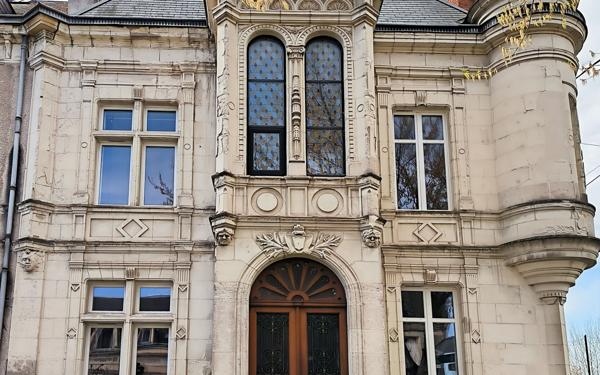 Maison à vendre    5 pièces •  Romorantin-Lanthenay