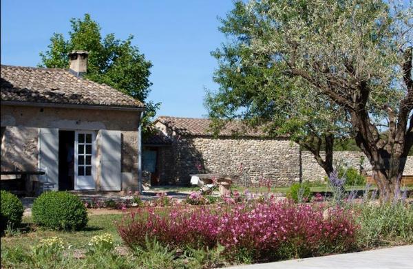 Cabrières-d'Avignon (84220) PROPRIETE 572 M2