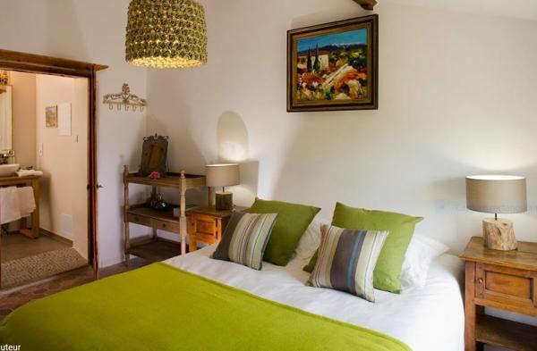 Cabrières-d'Avignon (84220) PROPRIETE 572 M2