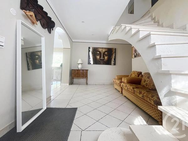 Maison à vendre  8 pièces - 264,15 m 2   ROQUEBRUNE SUR ARGENS  - 83