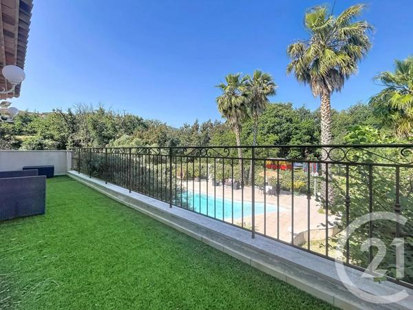 Maison à vendre  8 pièces - 264,15 m 2   ROQUEBRUNE SUR ARGENS  - 83