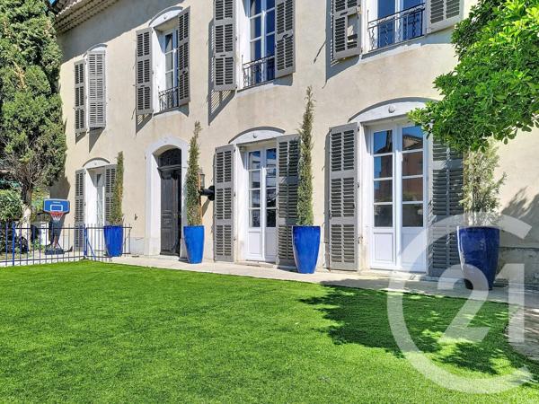 Maison à vendre  8 pièces - 264,15 m 2   ROQUEBRUNE SUR ARGENS  - 83