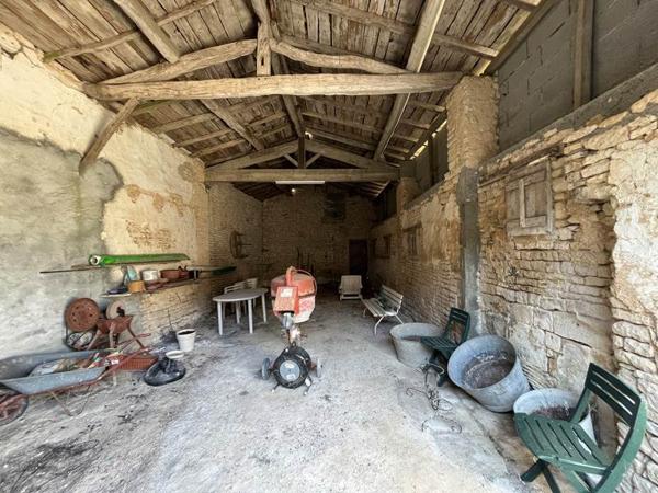 Maison à vendre |  Fontaine-Chalendray |  6 pièces | 113 m²