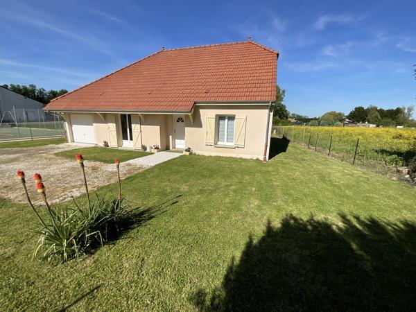 Trés Beau Pavillon De Plain Pied, 3 Chambres avec Garage .