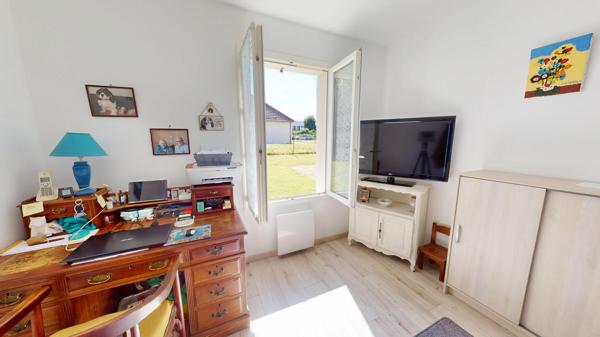 Trés Beau Pavillon De Plain Pied, 3 Chambres avec Garage .