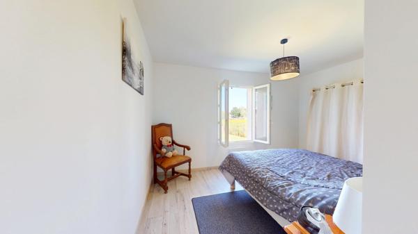 Trés Beau Pavillon De Plain Pied, 3 Chambres avec Garage .