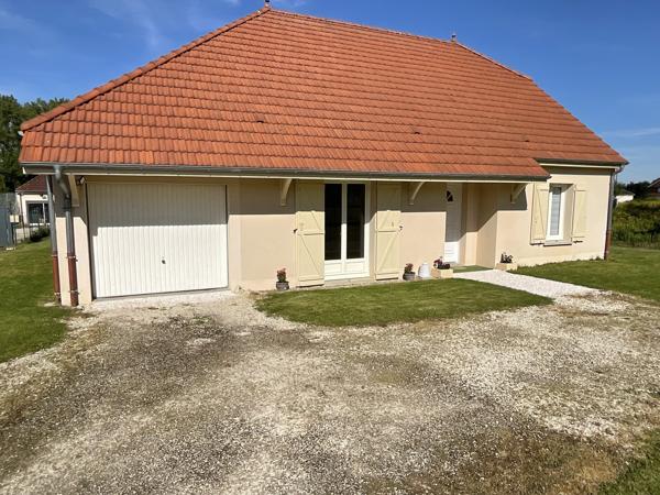 Trés Beau Pavillon De Plain Pied, 3 Chambres avec Garage .
