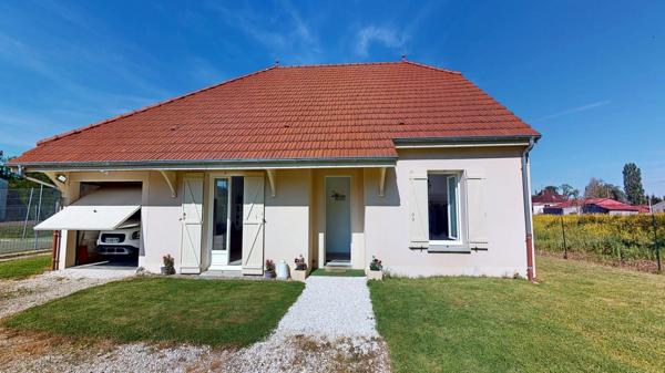 Trés Beau Pavillon De Plain Pied, 3 Chambres avec Garage .