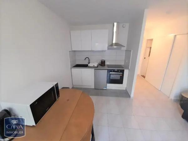 Appartement à louer 1 pièce 26.67m² Montpellier (34090)