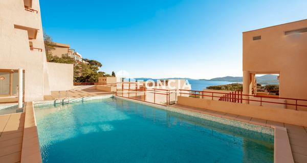 À vendre Appartement 3 pièces 60 m² - Le Lavandou 83980