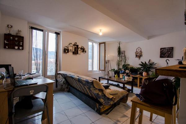 Immeuble Digne Les Bains - 255 m2 - Lot de 5 appartements