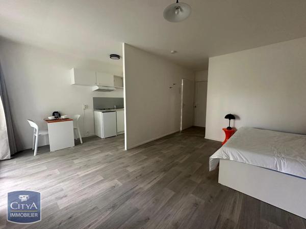 Appartement à louer 1 pièce 32.91m²