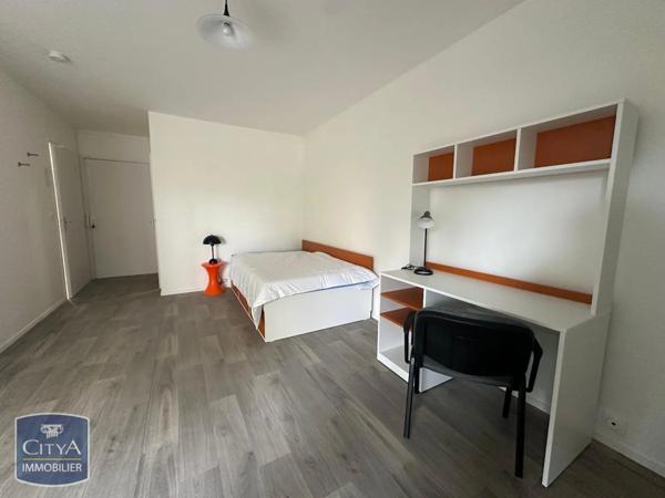 Appartement à louer 1 pièce 32.91m²