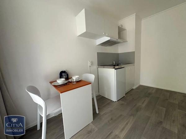 Appartement à louer 1 pièce 32.91m²